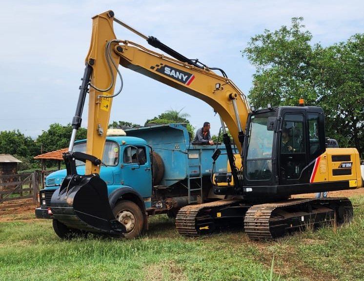 Escavadeira hidraulica