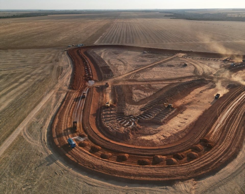 Terraplanagem de terreno